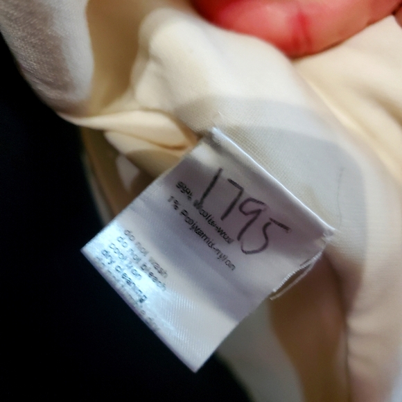 Akris Overcoat - Picture 7 of 7